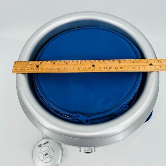 RC Cooler Remote Controlled Deliver 12 Cold Drinks On Wheels - TAILGATING!! Rare - Picture 10 of 12